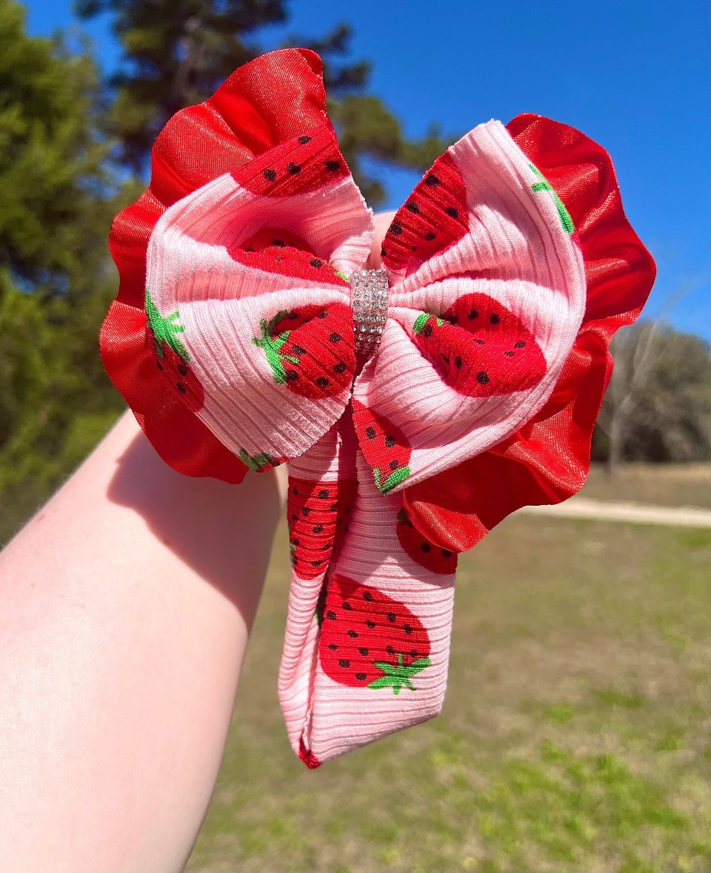 Strawberry Boujee Bow Head Wrap