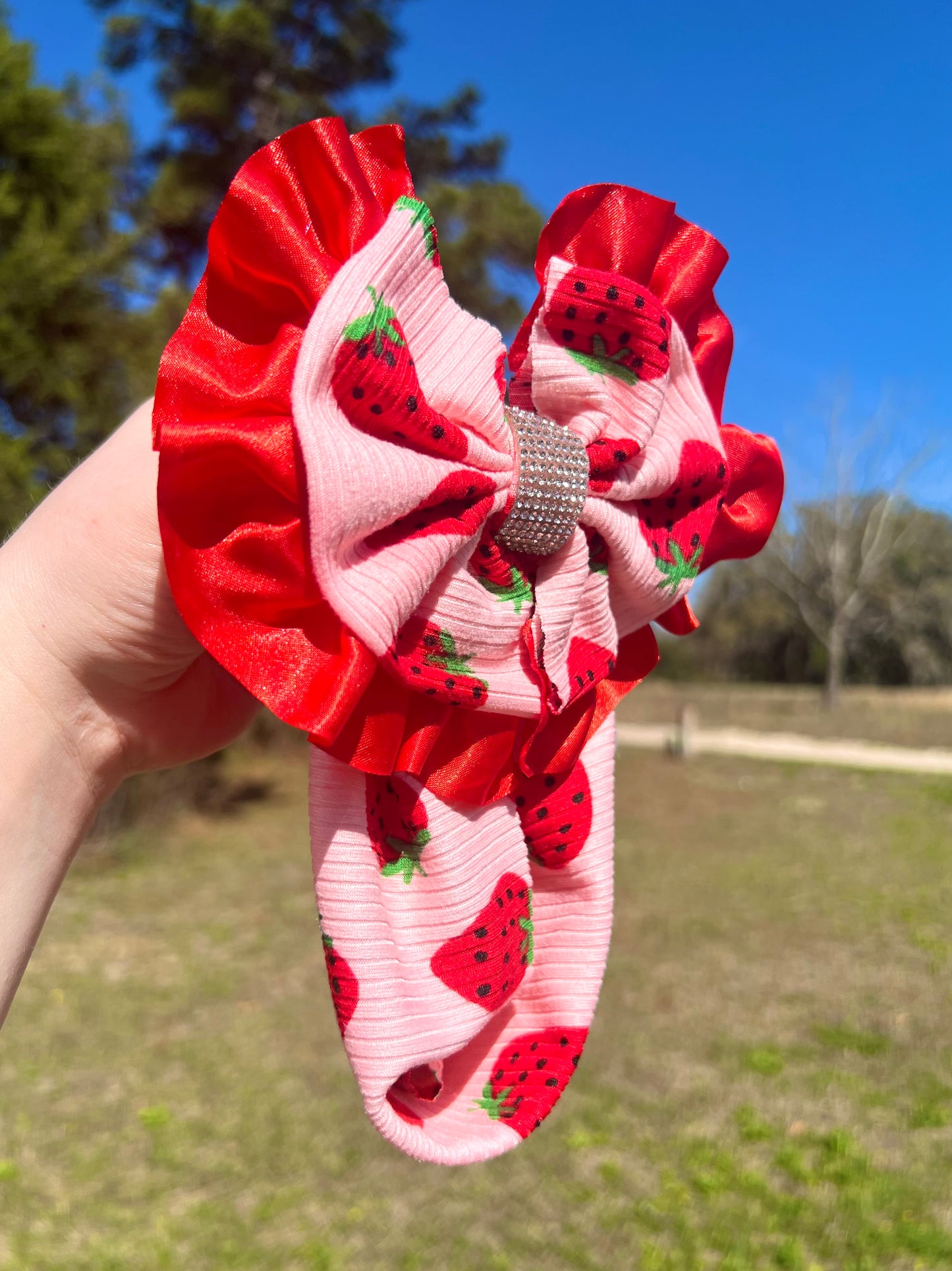 Strawberry Boujee Bow Head Wrap